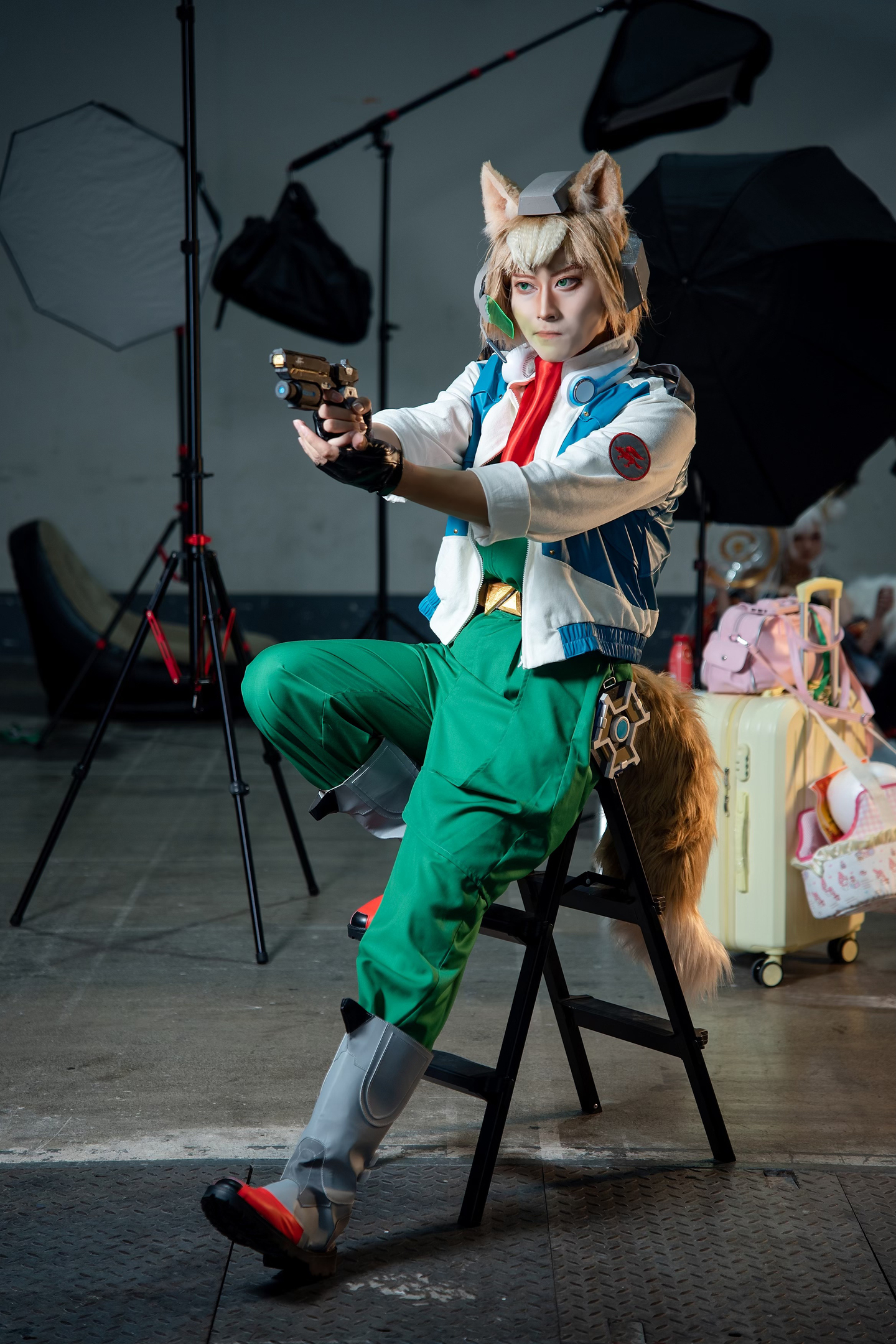 《任天堂明星大乱斗特别版》星际火狐（Fox McCloud）Cosplay正片 | 小庚cosFox-coser家，cosplay爱好者，二次元聚集地，动漫文化，新番资讯，ACG，Coser展示