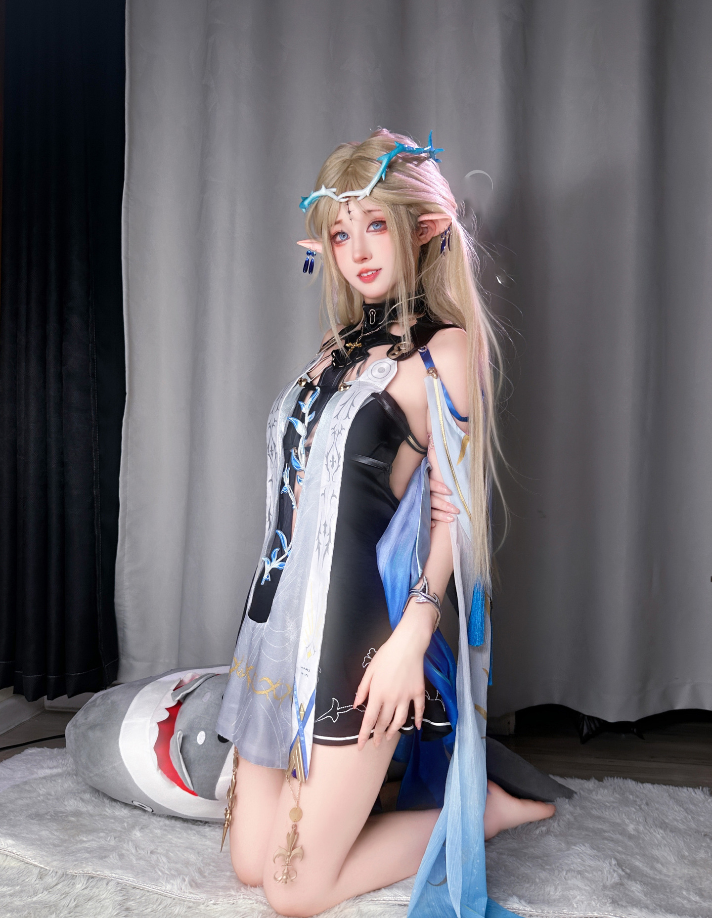 《鸣潮》卡提希娅 圣女cosplay | 外星嫣子_Yancos卡提希娅-coser家，cosplay爱好者，二次元聚集地，动漫文化，新番资讯，ACG，Coser展示