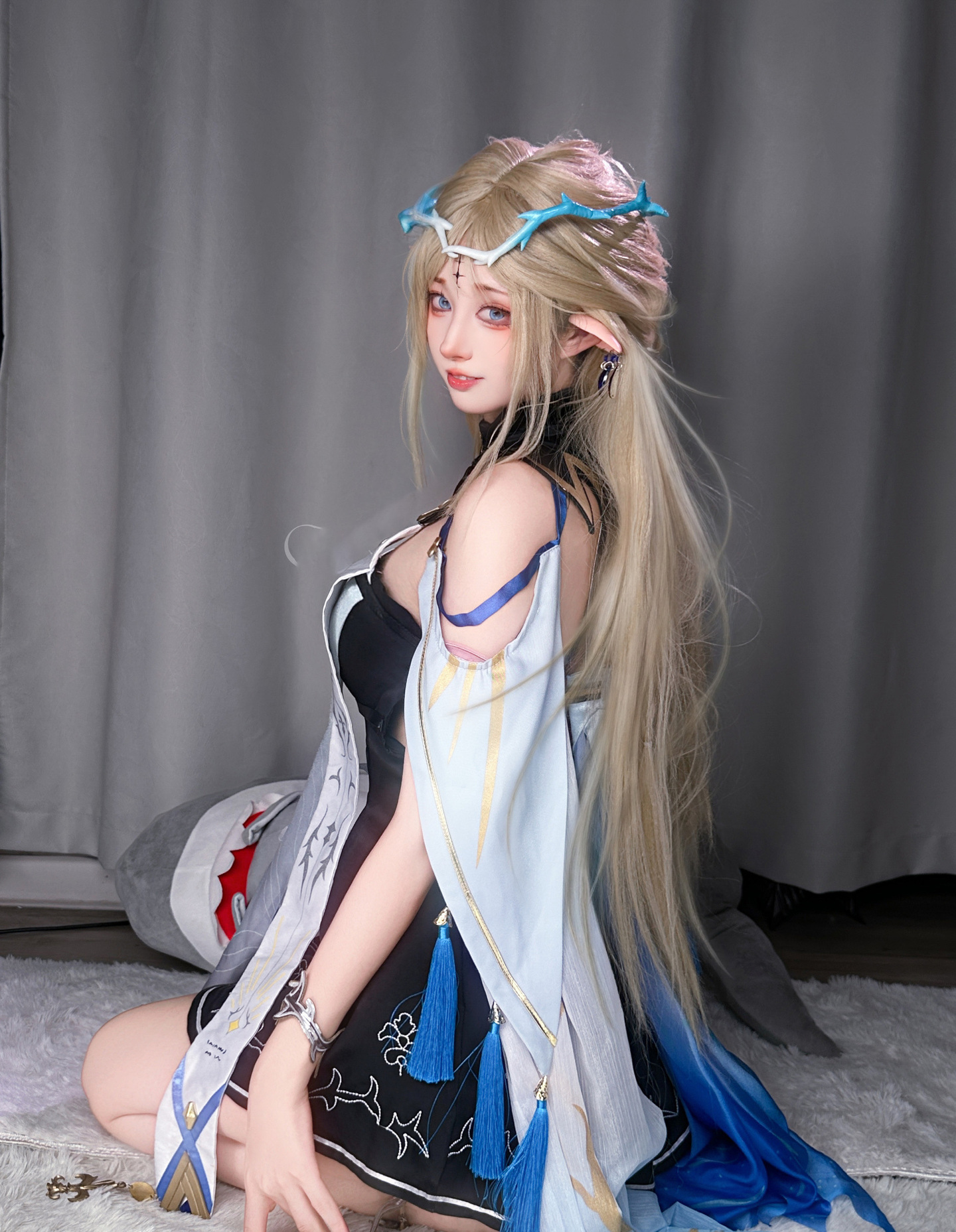 《鸣潮》卡提希娅 圣女cosplay (4/5) 《鸣潮》卡提希娅 圣女cosplay 第4张 - 卡提希娅图集