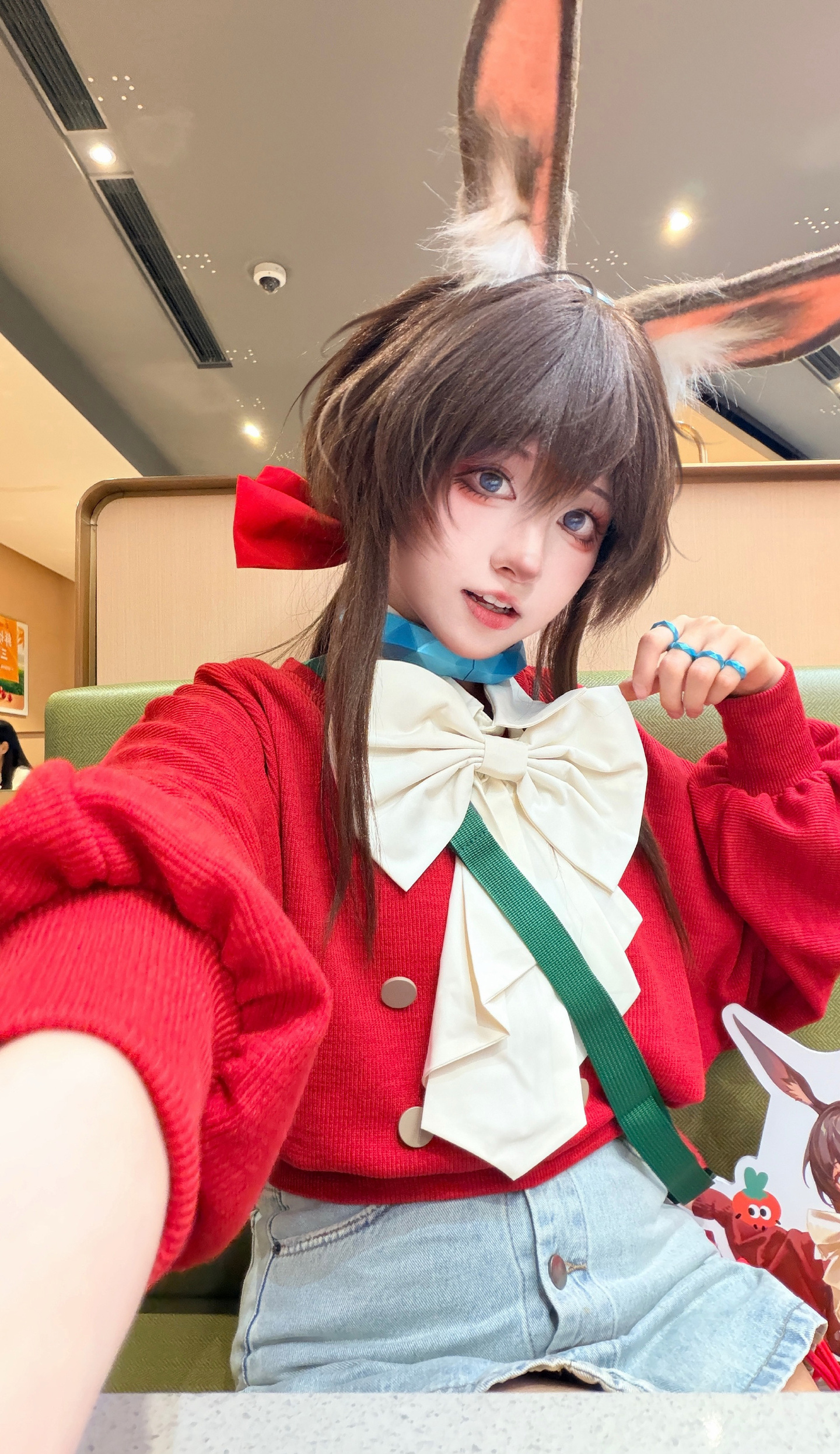 《明日方舟》阿米娅cosplay (3/4) 《明日方舟》阿米娅cosplay 第3张 - 阿米娅图集