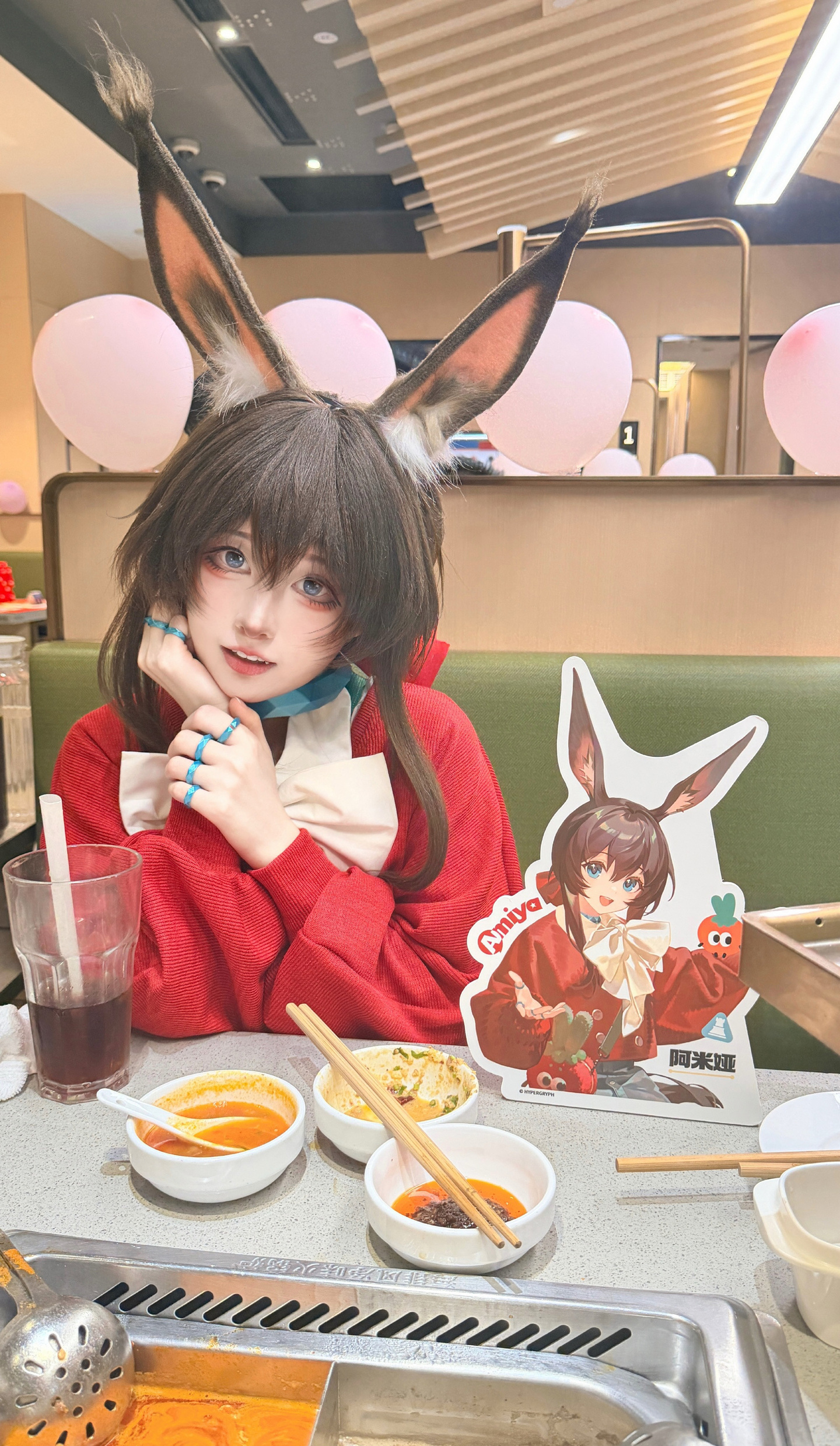 《明日方舟》阿米娅cosplay (4/4) 《明日方舟》阿米娅cosplay 第4张 - 阿米娅图集