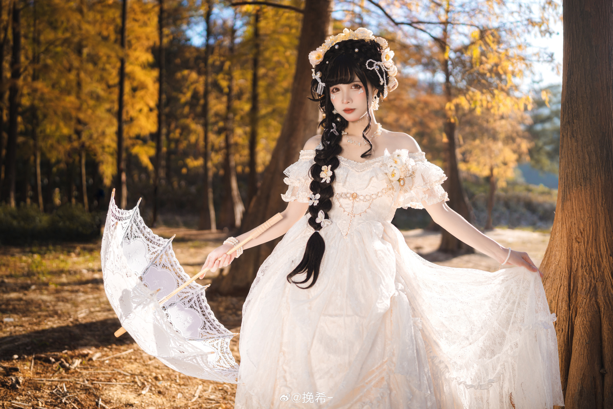 lolita 🍁 层林尽染 叠翠流金🍂@挽希- 第4张