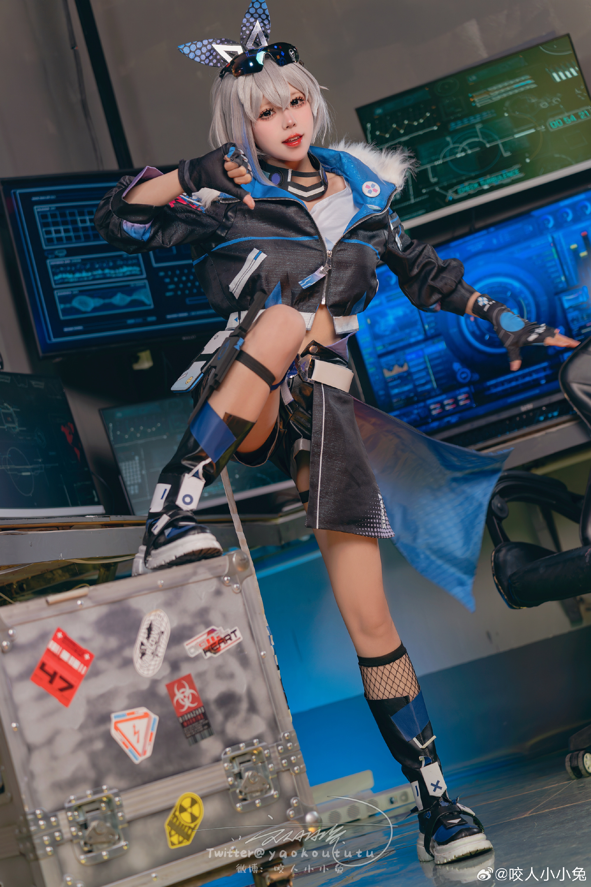 cosplay 太过分了！！！ 崩坏 💙 银 狼💙@咬人小小兔 | 咬人小小兔cos太过分了！！！ 崩坏 💙 银 狼💙-COS二次元-cosplay社区-coser啦二次元