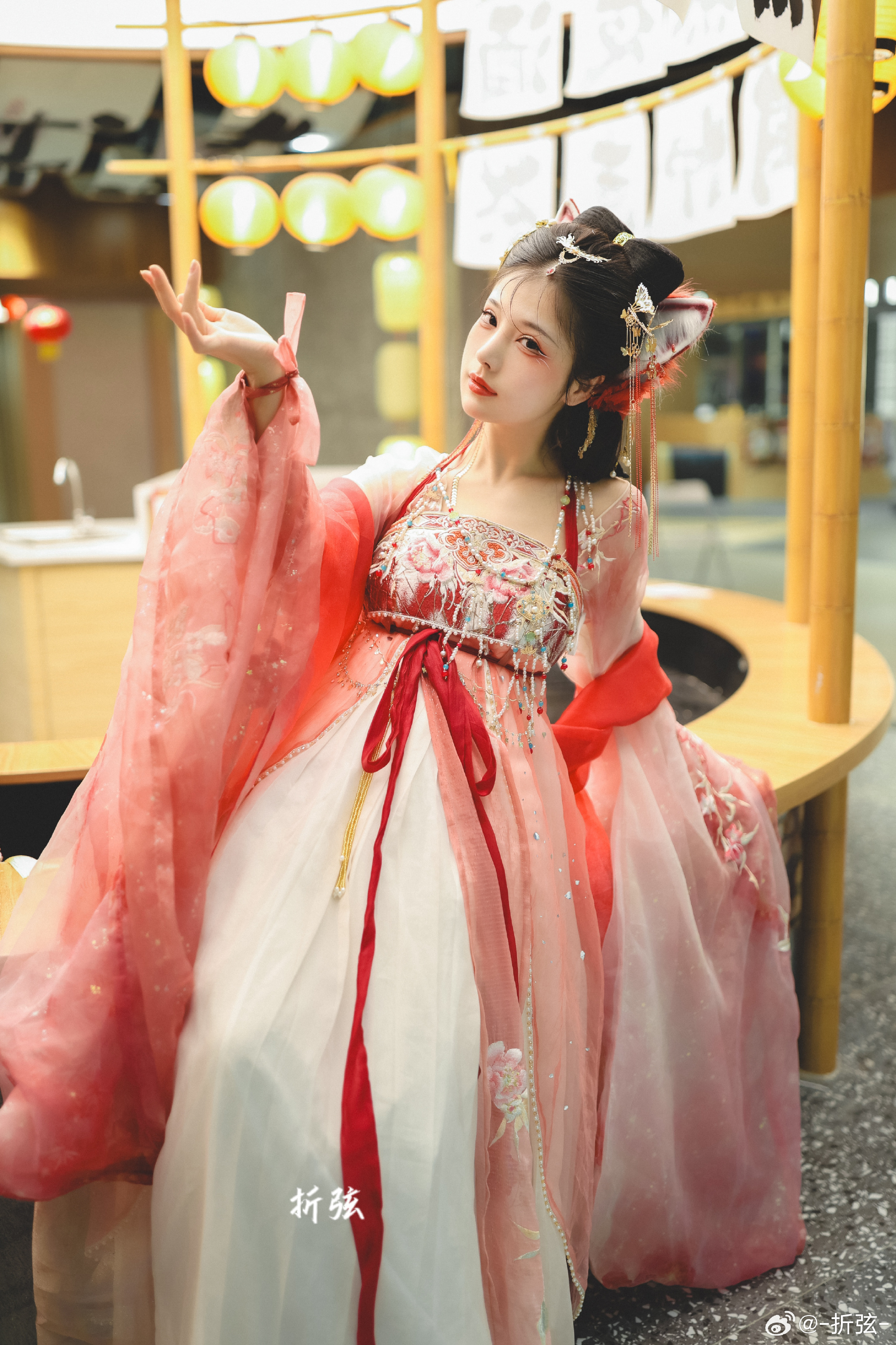 汉服 你说我是祥瑞，还是妖祟～@-折弦- | -折弦-cos你说我是祥瑞，还是妖祟～-coser家，cosplay爱好者，二次元聚集地，动漫文化，新番资讯，ACG，Coser展示