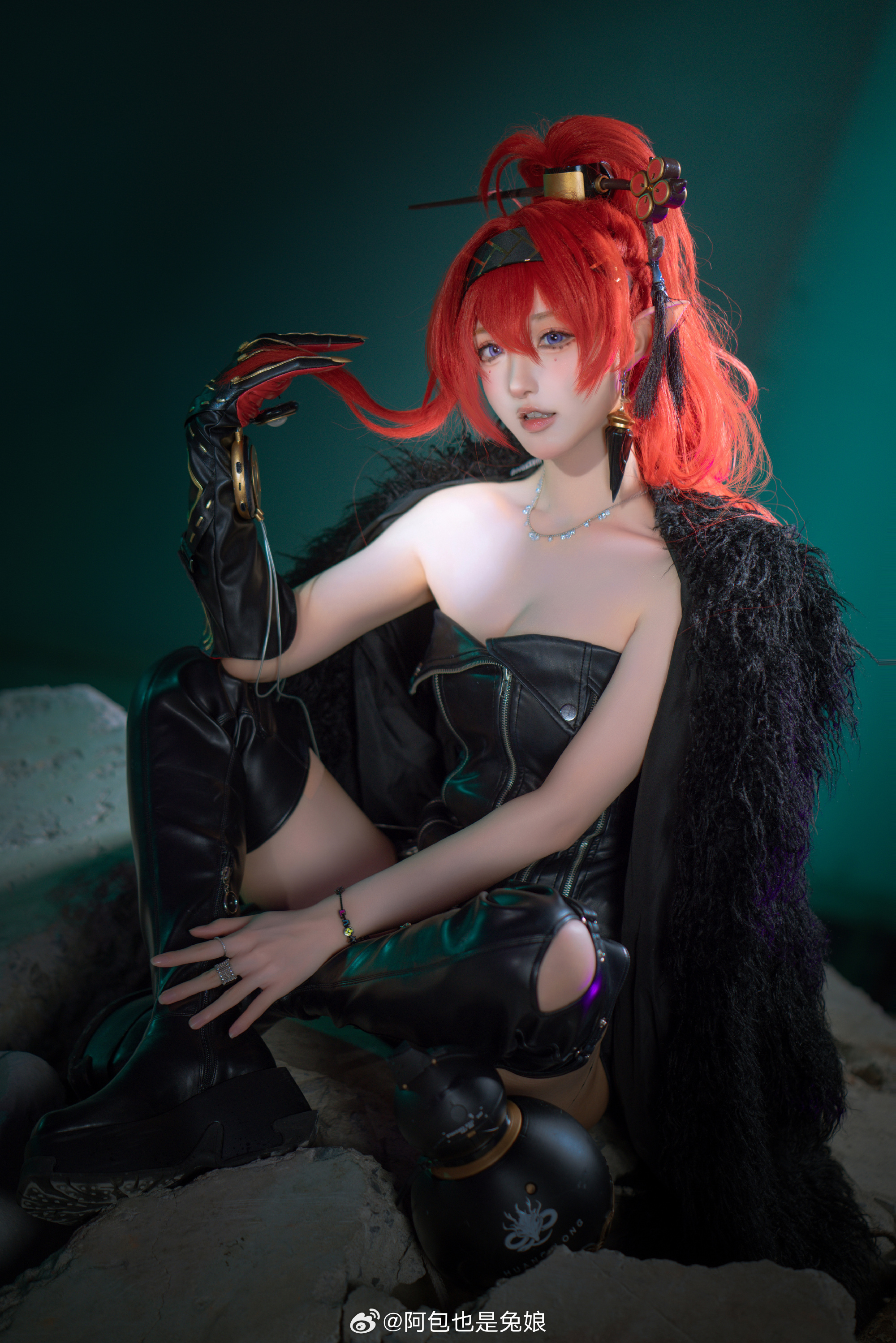 COSPLAY 有着成熟和魅惑感的少女！ 鸣潮 吟霖@阿包也是兔娘 | 阿包也是兔娘cos有着成熟和魅惑感的少女！ 鸣潮 吟霖-吾爱cos - 52cos-我爱cos
