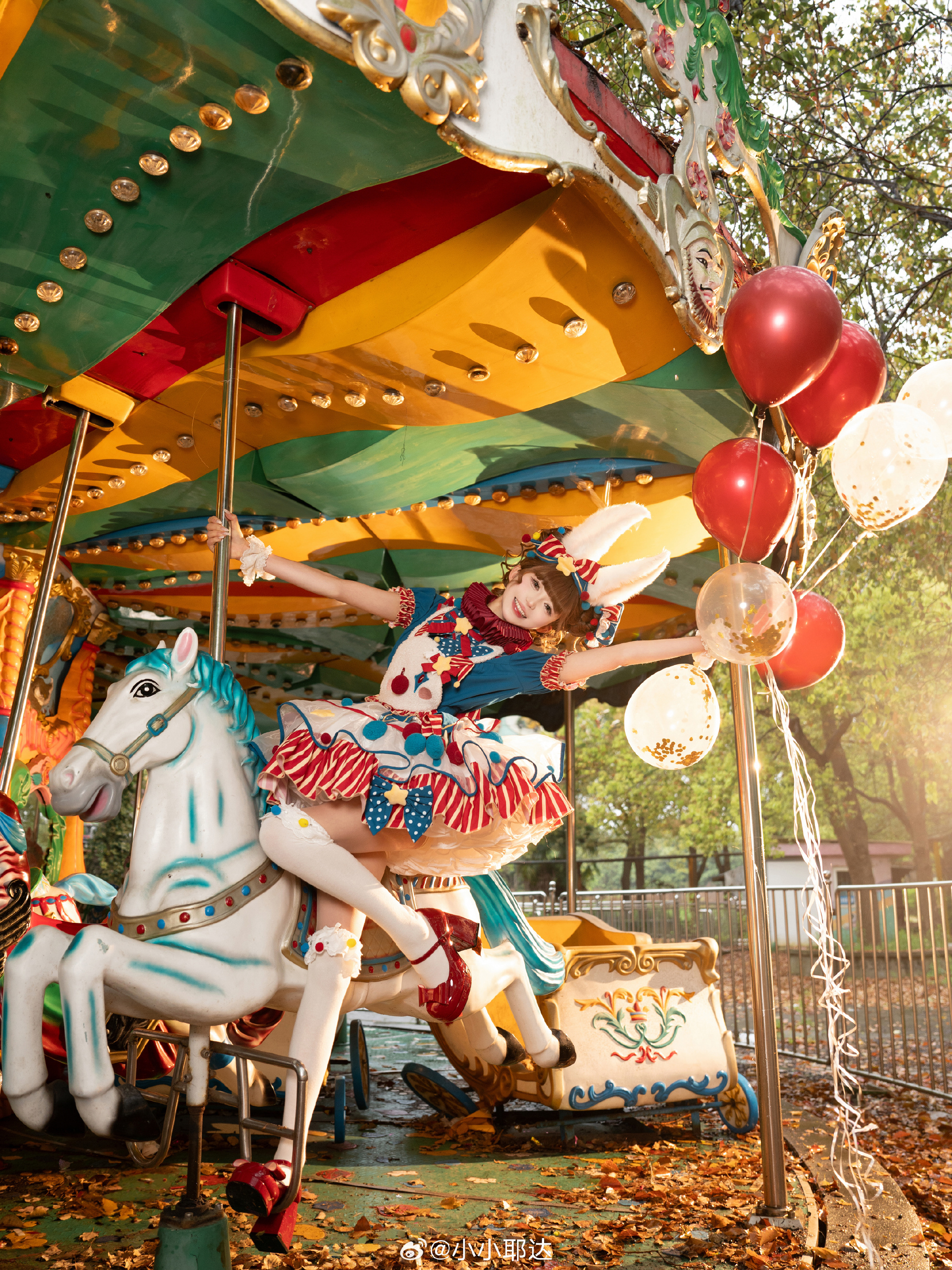 LOLITA 世界像个马戏团🎪@小小耶达 第2张