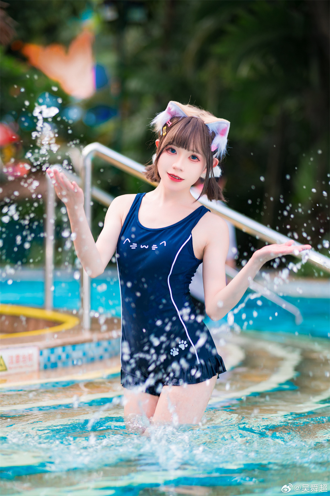 水上乐园 泳衣美少女@喵喵不吃鱼w | 喵喵不吃鱼wcos水上乐园 泳衣美少女-吾爱cos - 52cos-我爱cos