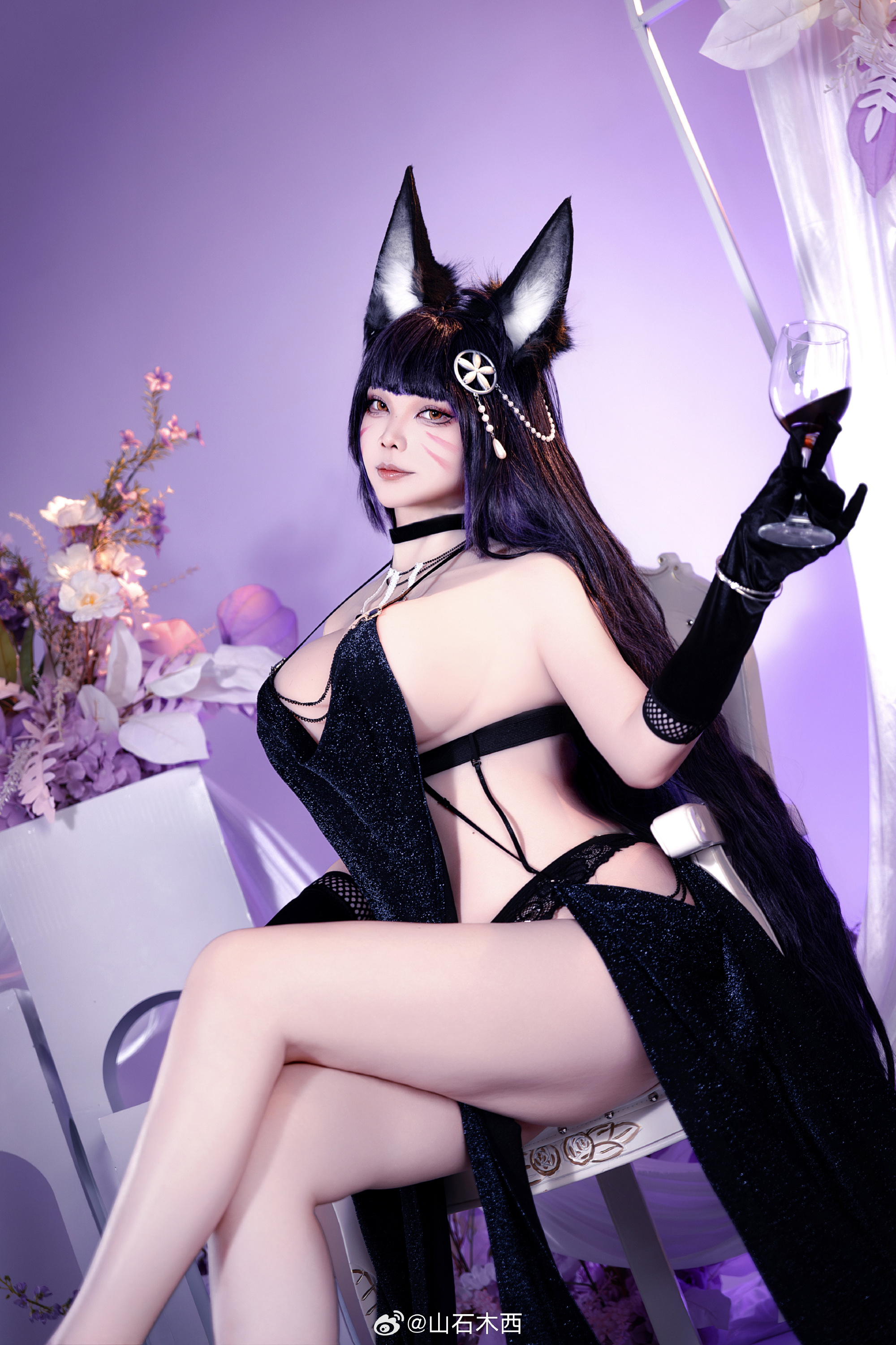 指挥官,今天想从什么事情开始着手呢~ 碧蓝航线cos 武藏 同人星光礼服 @山石木西 第2张