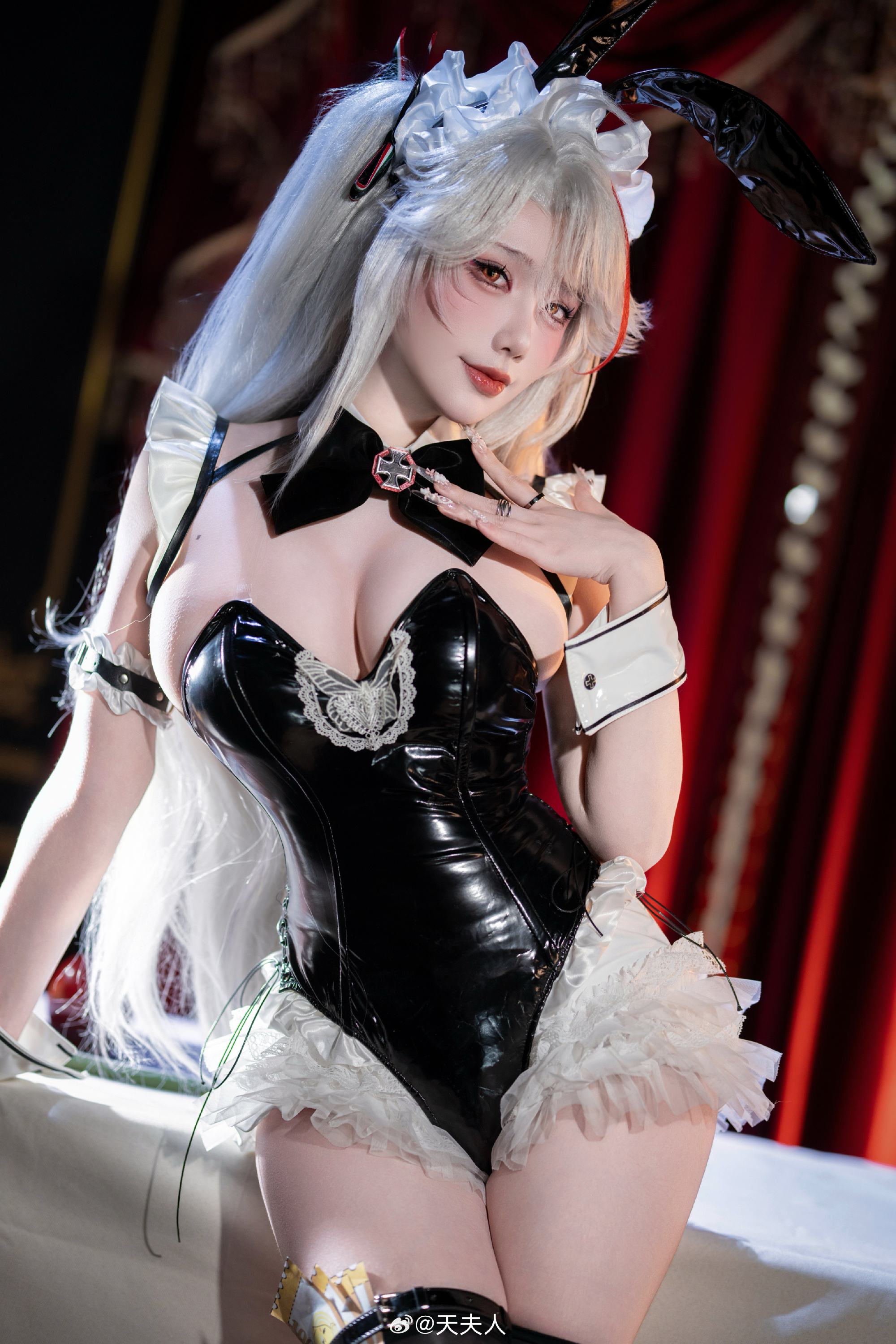 cosplay 指挥官大人,喝醉了吗?碧蓝航线 欧根亲王@天夫人 第1张