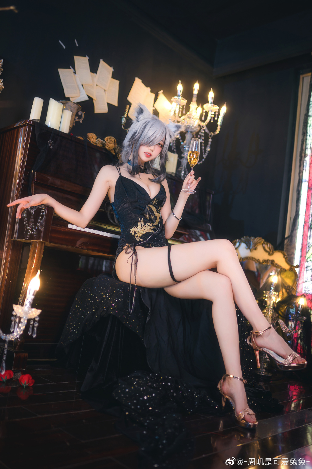 [COS]明日方舟 黑 @-周叽是可爱兔兔- | -周叽是可爱兔兔-cos[COS]明日方舟 黑-coser家，cosplay爱好者，二次元聚集地，动漫文化，新番资讯，ACG，Coser展示
