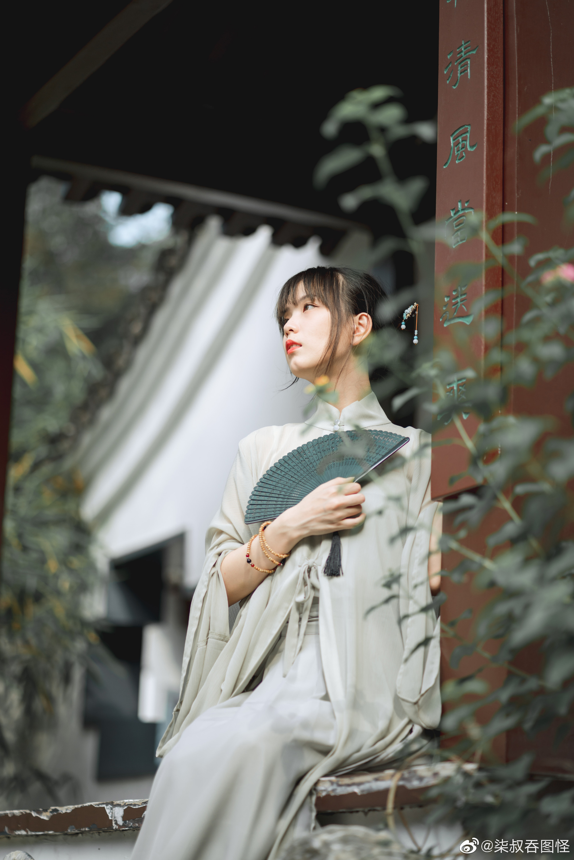 春宵折旧几多愁,花影倚窗人倚楼。@一只陶瓷碗_ | 一只陶瓷碗_cos春宵折旧几多愁,花影倚窗人倚楼。-coser家,cosplay爱好者,二次元聚集地,动漫文化,新番资讯,ACG,Coser展示