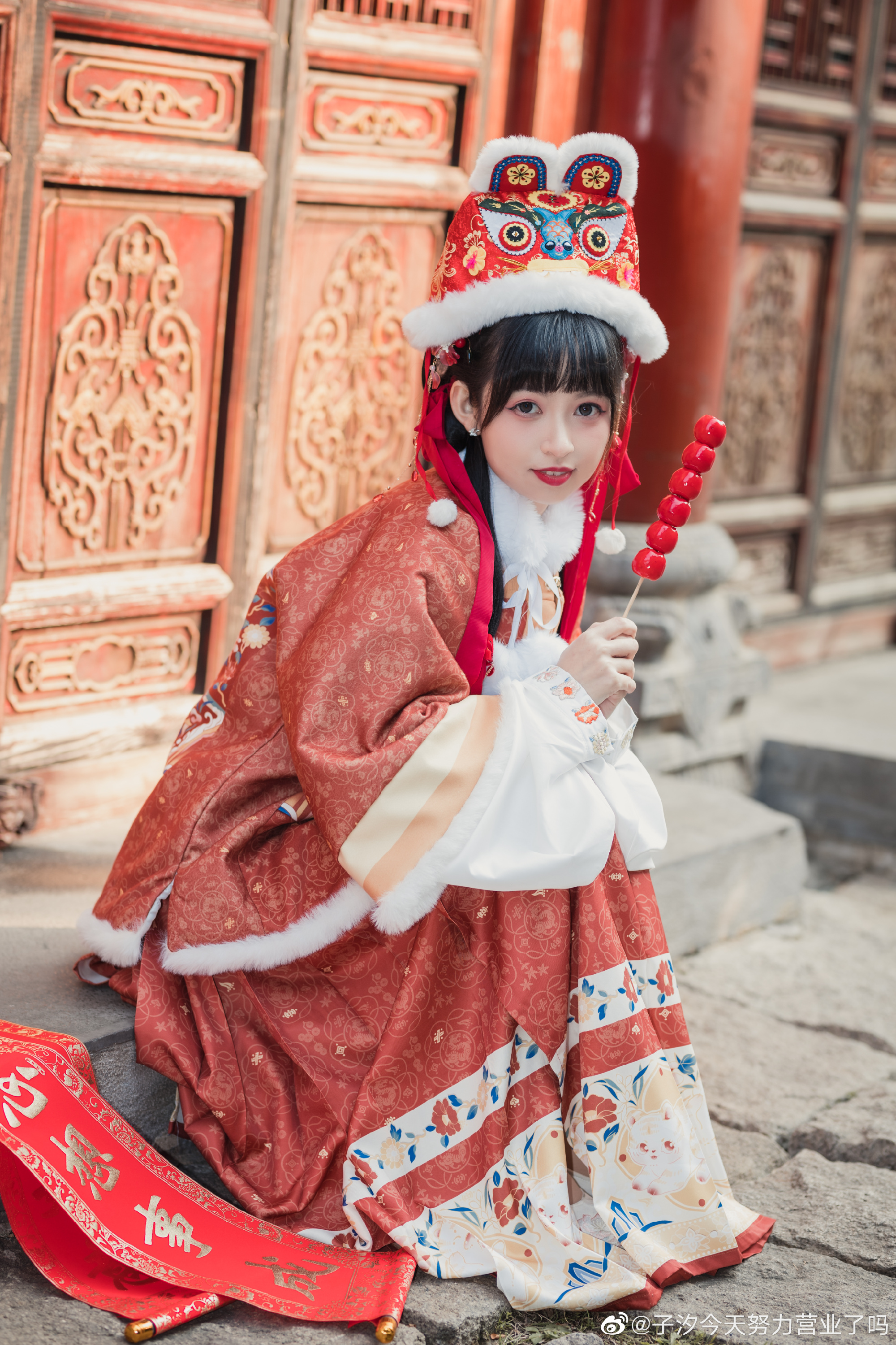 小虎娃来送祝福啦！汉服写真@子汐今天努力营业了吗 | 子汐今天努力营业了吗cos小虎娃来送祝福啦！汉服写真-coser家，cosplay爱好者，二次元聚集地，动漫文化，新番资讯，ACG，Coser展示