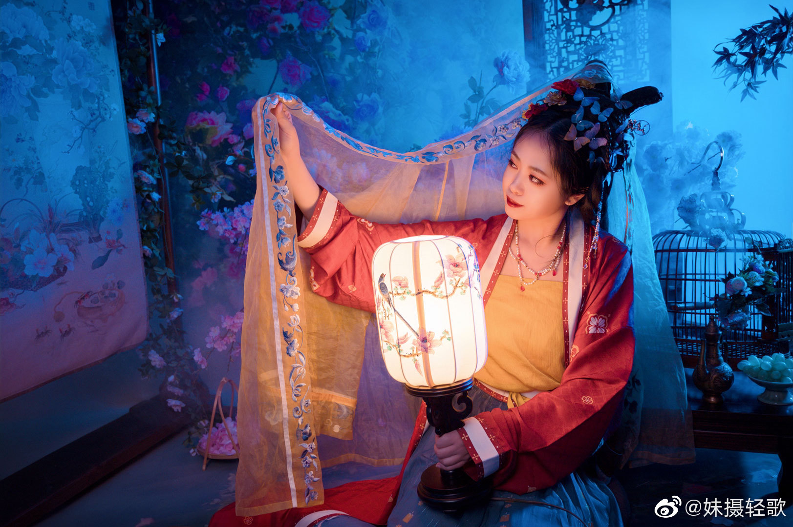 汉服–夜美人@好想碎觉的苏湄 | 好想碎觉的苏湄cos–夜美人-coser家,cosplay爱好者,二次元聚集地,动漫文化,新番资讯,ACG,Coser展示