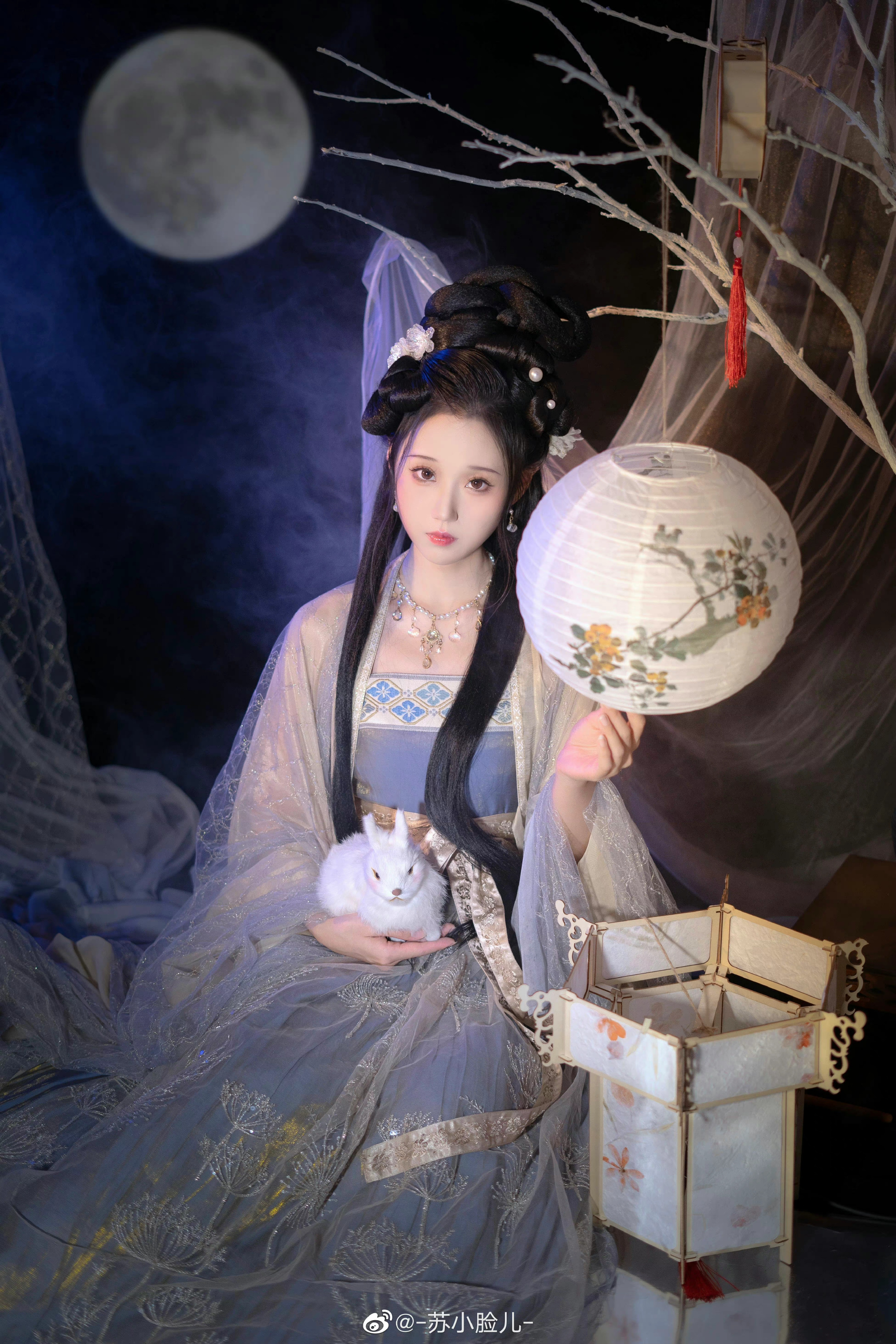 汉服写真 皓魄当空宝镜升，云间仙籁寂无声@-苏小脸儿- | -苏小脸儿-cos写真 皓魄当空宝镜升，云间仙籁寂无声-coser家，cosplay爱好者，二次元聚集地，动漫文化，新番资讯，ACG，Coser展示