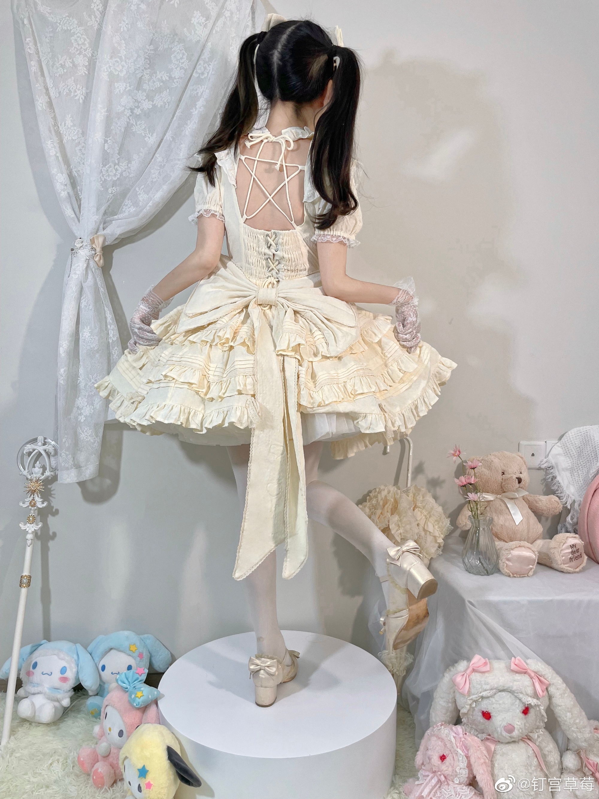 lolita日常 发现了吗 我的背后是五角星哦!@钉宫草莓 第2张