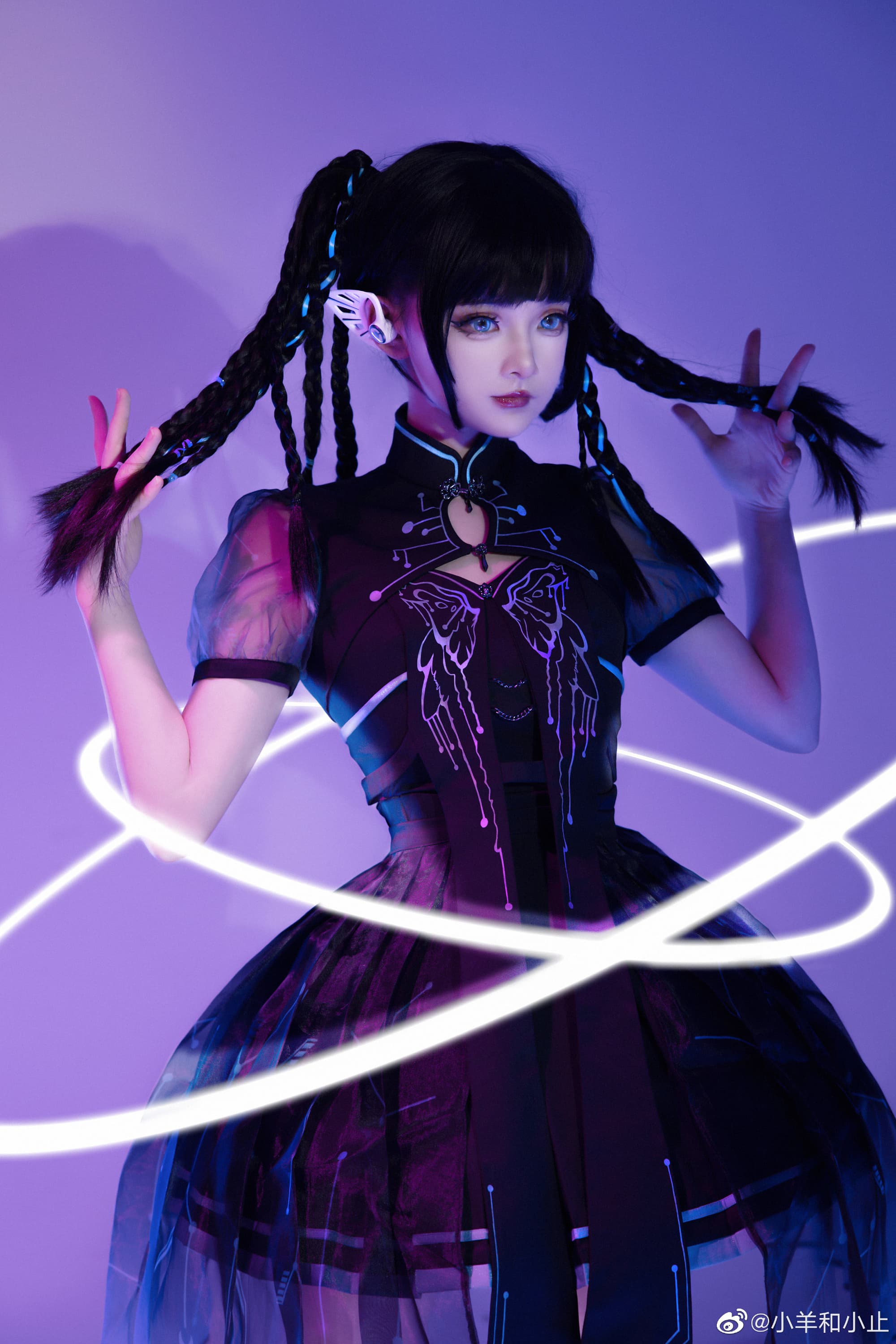 lolita 第一次尝试赛博朋克风～ 好酷！@小羊和小止 | 小羊和小止coslolita 第一次尝试赛博朋克风～ 好酷！-吾爱cos - 52cos-我爱cos