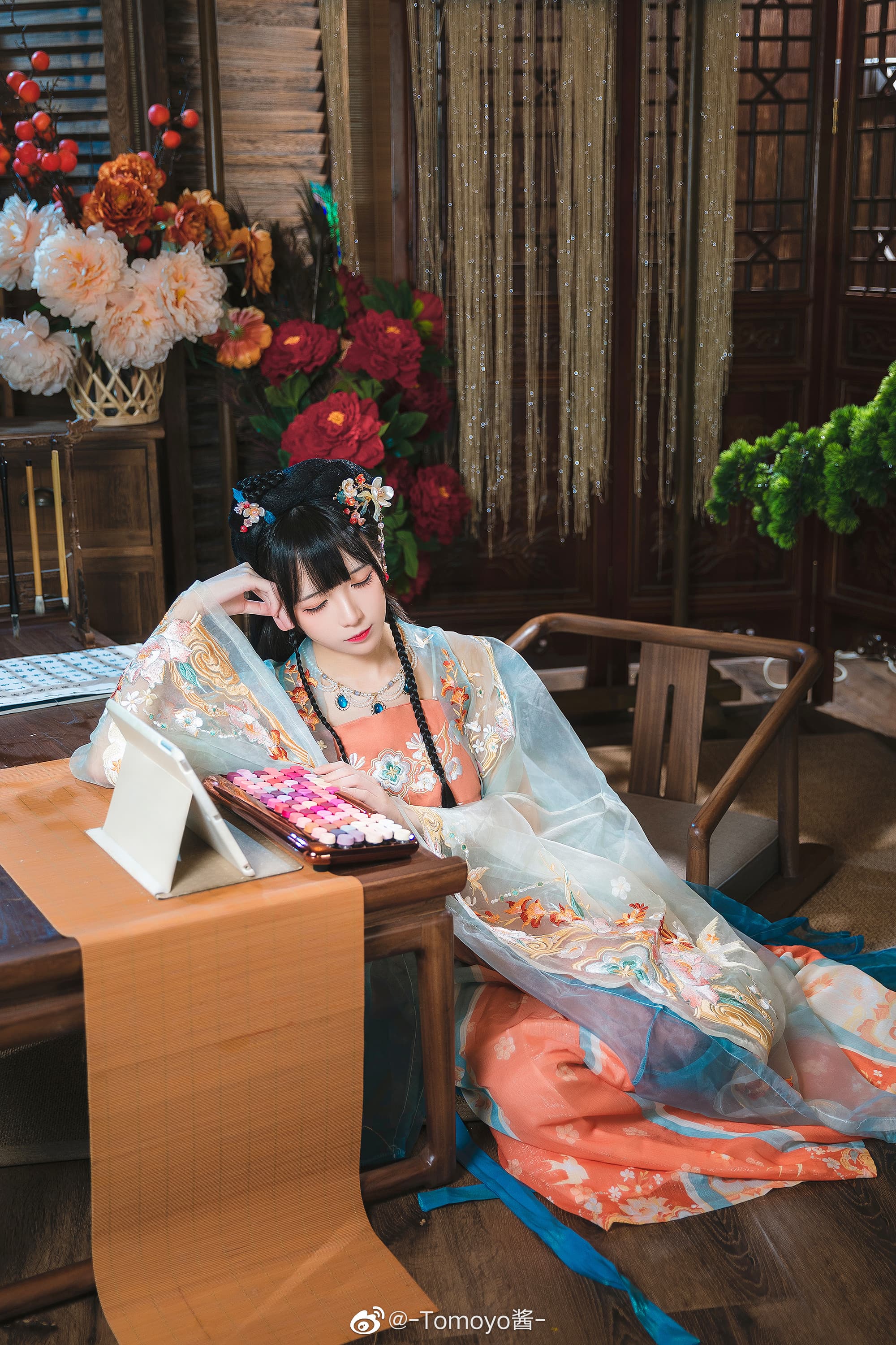 【汉服】假如每个人的生活是一种颜色，那你的生活是什么颜色呢？@-Tomoyo酱- 第2张