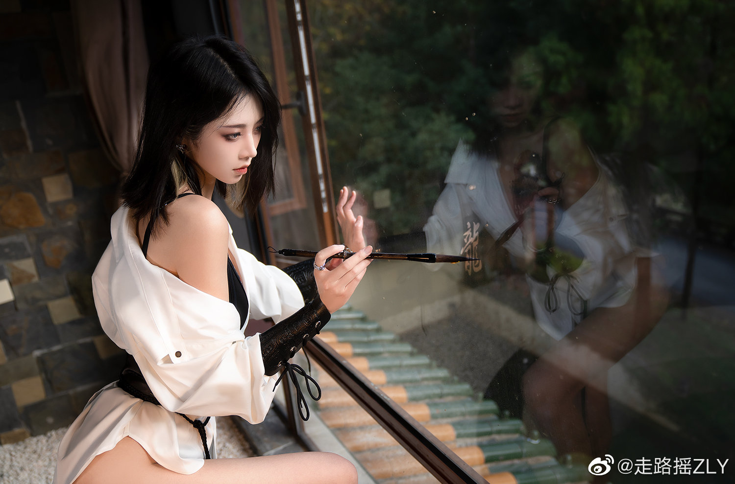 荆棘生来就是为了保护你。 @走路摇ZLY 第2张