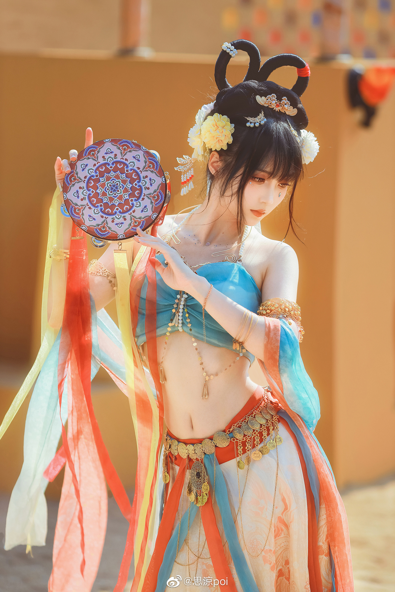 那就是坊间传说的西域舞姬吗？@思涼poi | 思涼poicos那就是坊间传说的西域舞姬吗？-吾爱cos - 52cos-我爱cos