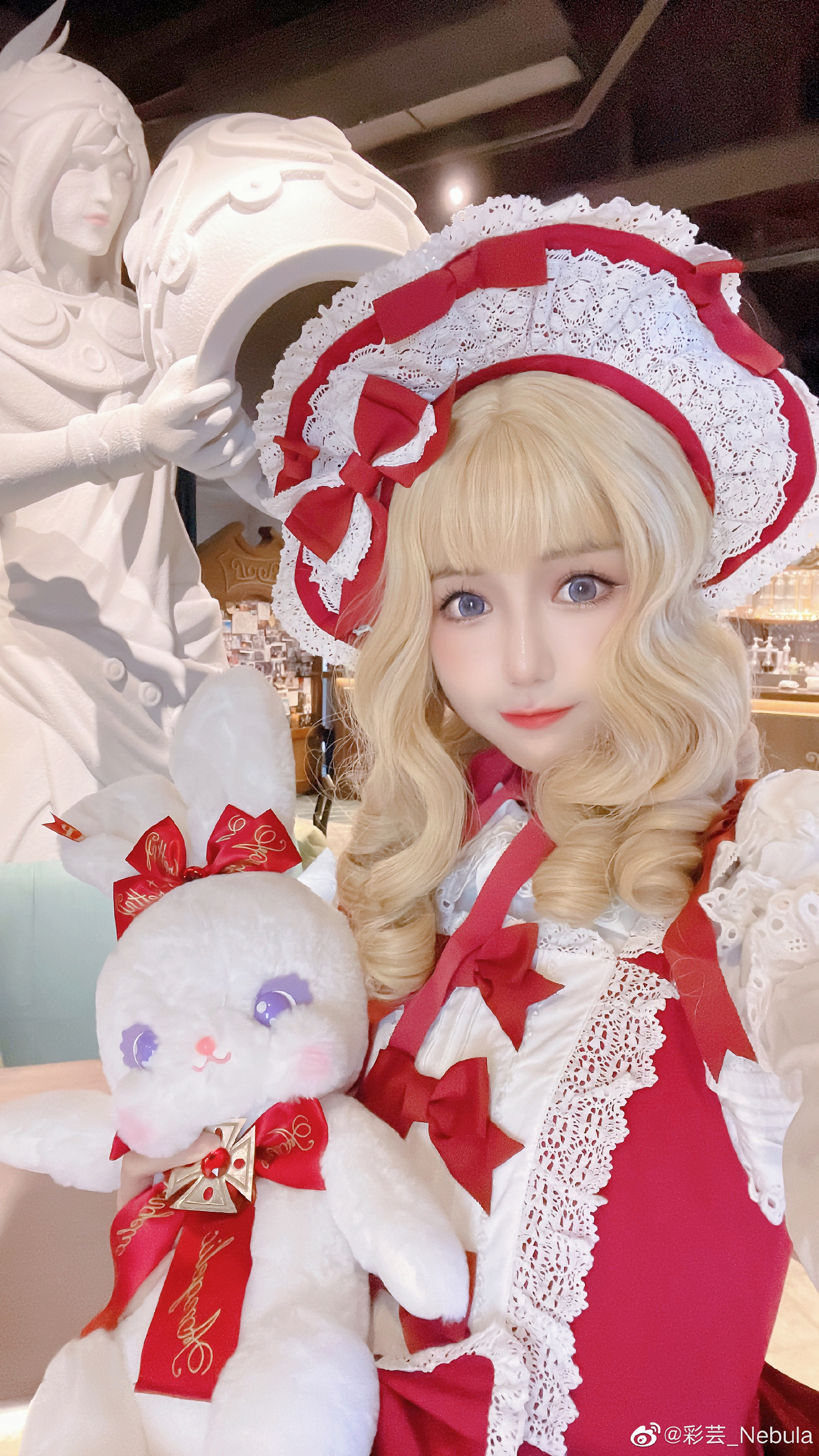 Lolita 🎄圣诞快乐🎄 @彩芸_Nebula | 彩芸_NebulacosLolita 🎄圣诞快乐🎄-coser家，cosplay爱好者，二次元聚集地，动漫文化，新番资讯，ACG，Coser展示