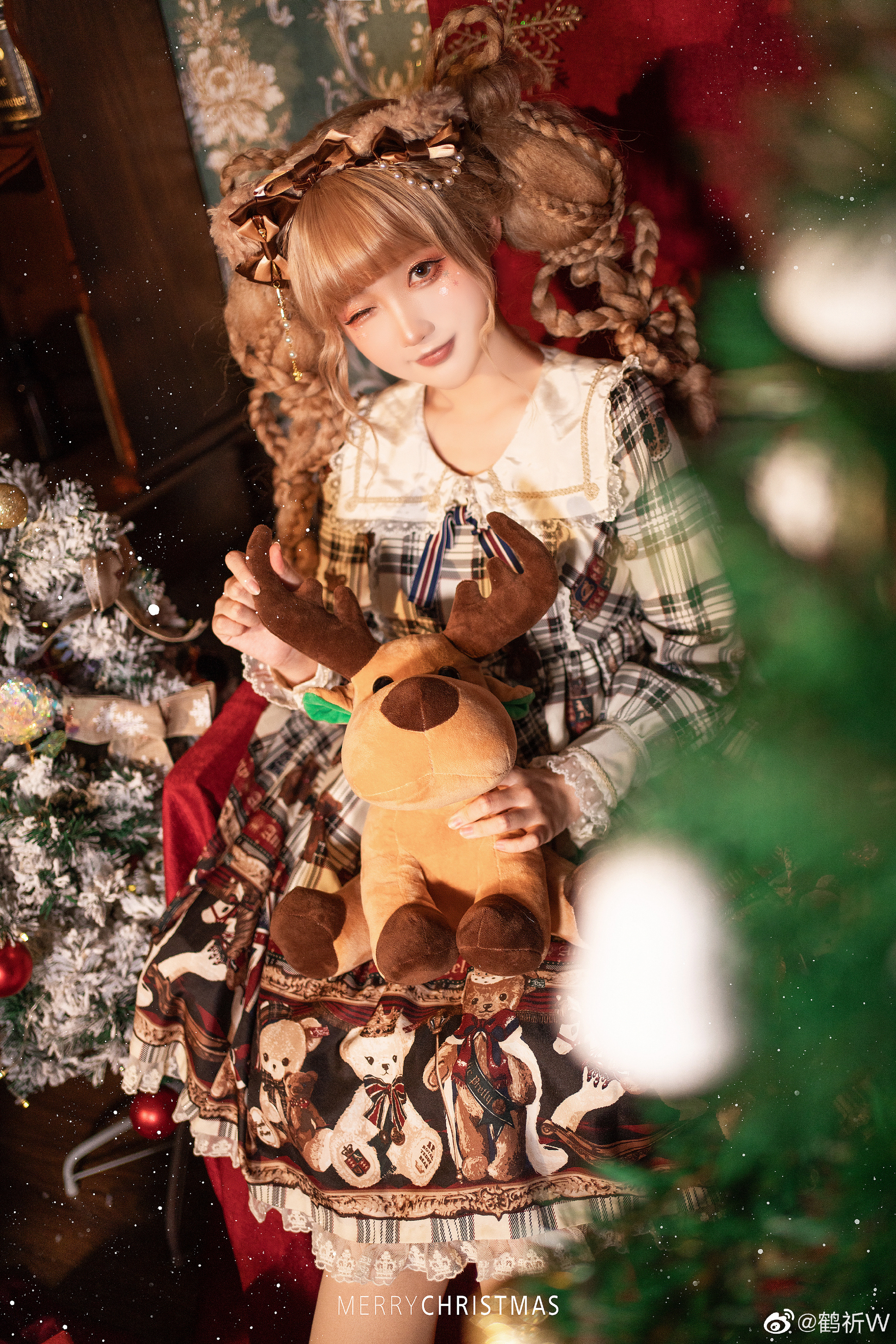 LOLITA 岁未将至，敬颂冬绥。平安喜乐，万事胜意@鹤祈W | 鹤祈Wcos岁未将至，敬颂冬绥。平安喜乐，万事胜意-coser家，cosplay爱好者，二次元聚集地，动漫文化，新番资讯，ACG，Coser展示
