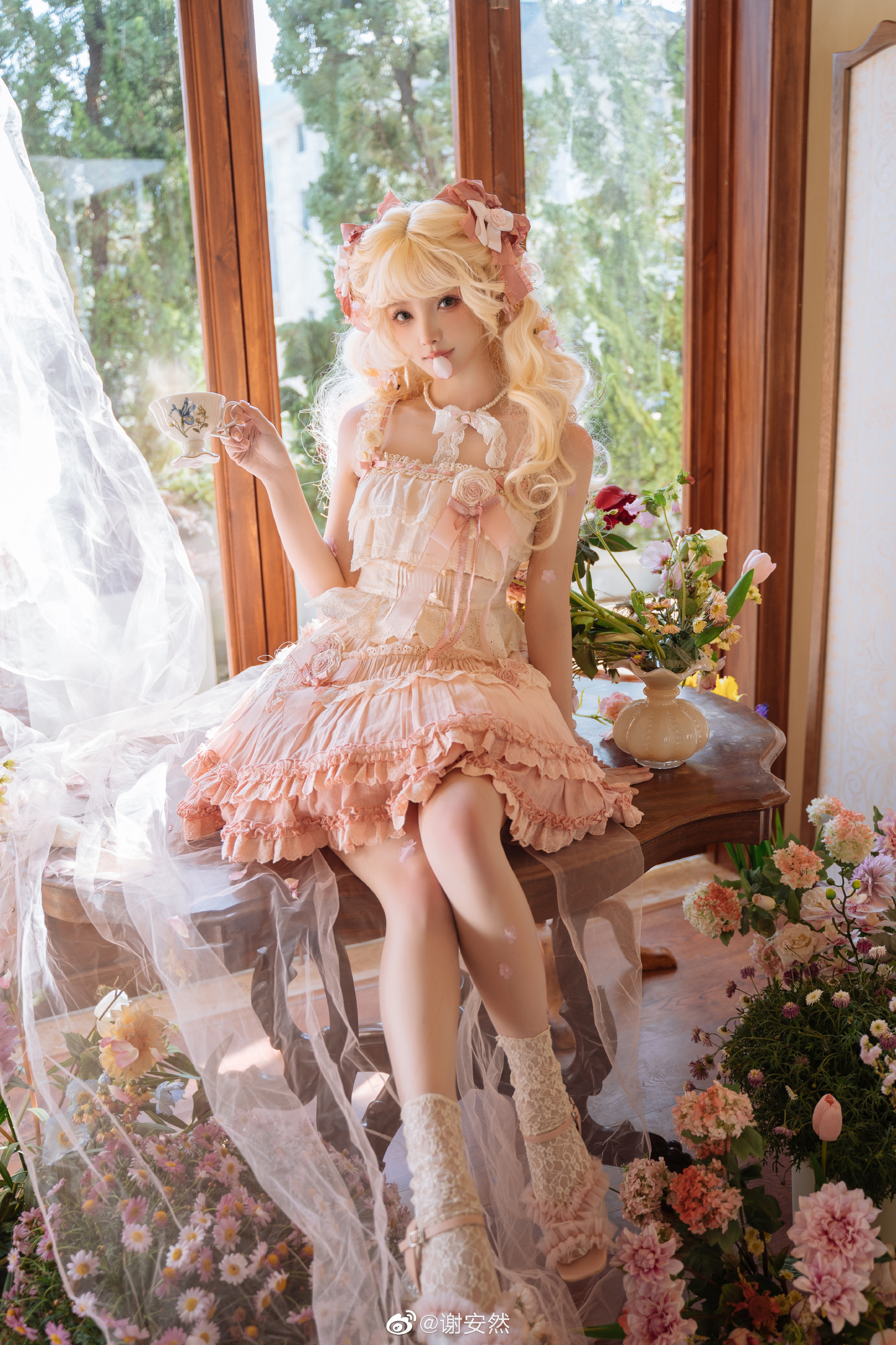 我听见阳光轻叩窗扉，晨曦闯入馨香的梦境，春日的脚步轻盈，将含苞的花儿唤醒@谢安然 第2张