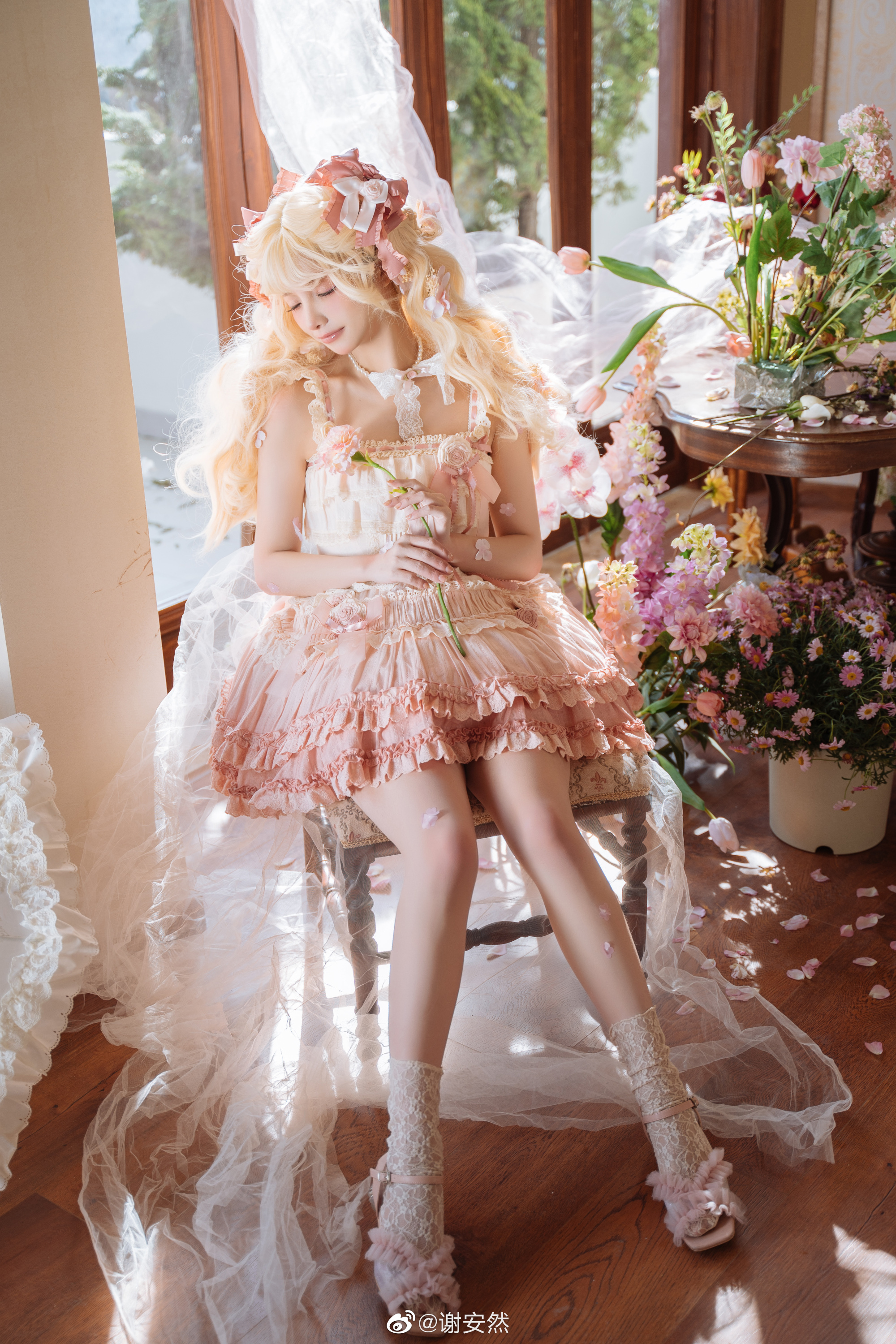 我听见阳光轻叩窗扉，晨曦闯入馨香的梦境，春日的脚步轻盈，将含苞的花儿唤醒@谢安然 第4张